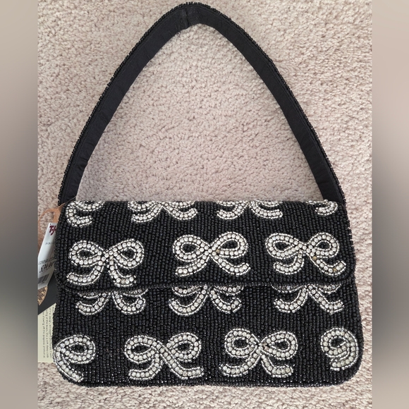 New With Tags! Viral Bow Beaded Shoulder Bag - Picture 2 of 6